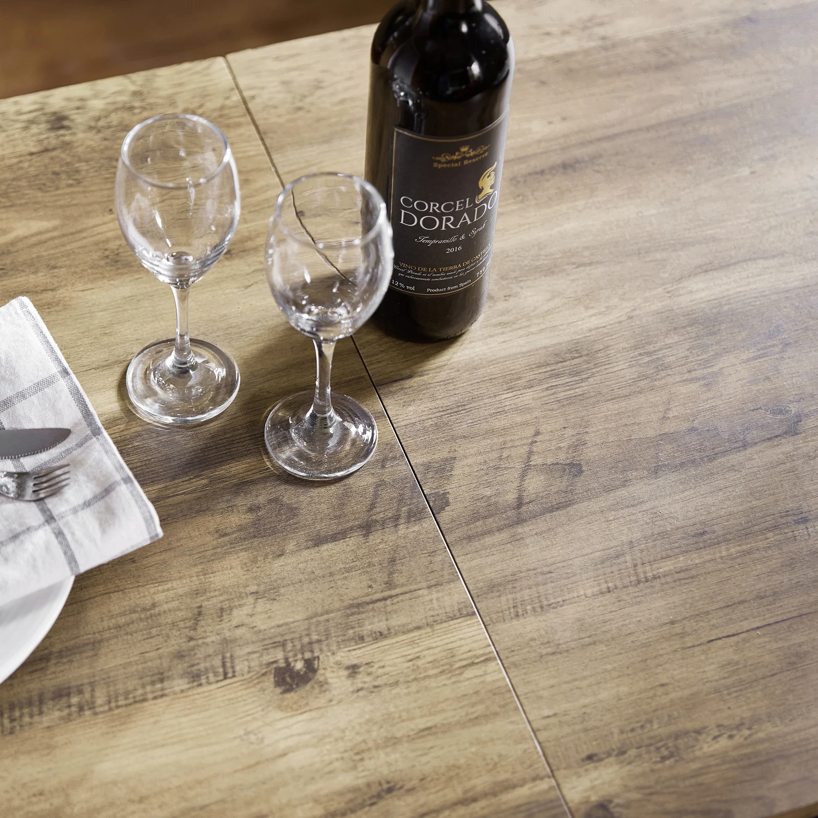 Table pliante avec étagères de rangement